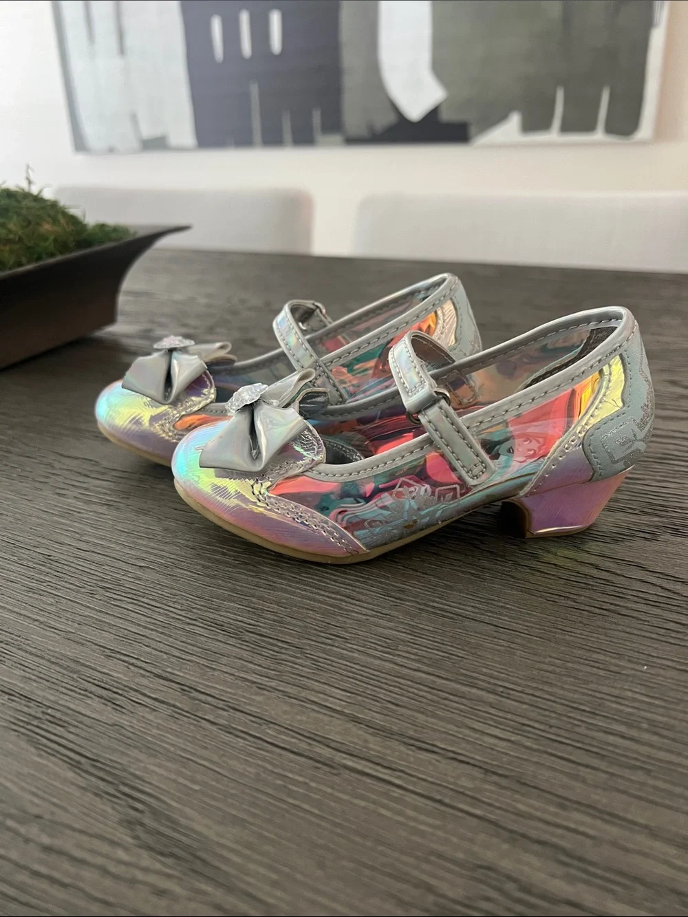 Disney Frozen Iridescent Holographic Mary Jane Shoes with Bow and small heel.